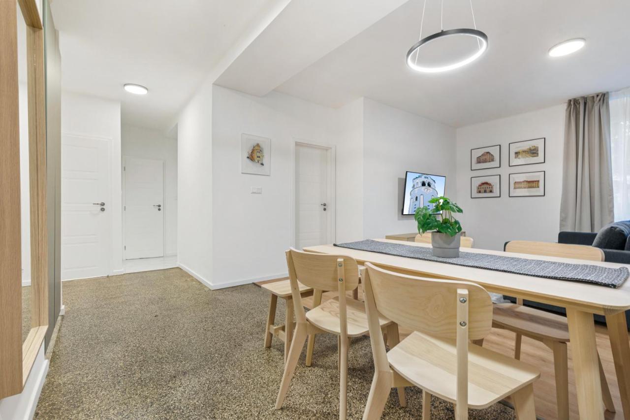 Bratislava Touch 2 Bedroom Apt ภายนอก รูปภาพ